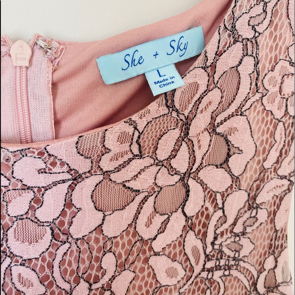 She and Sky Rose Lace Dress - Picture 2 of 8